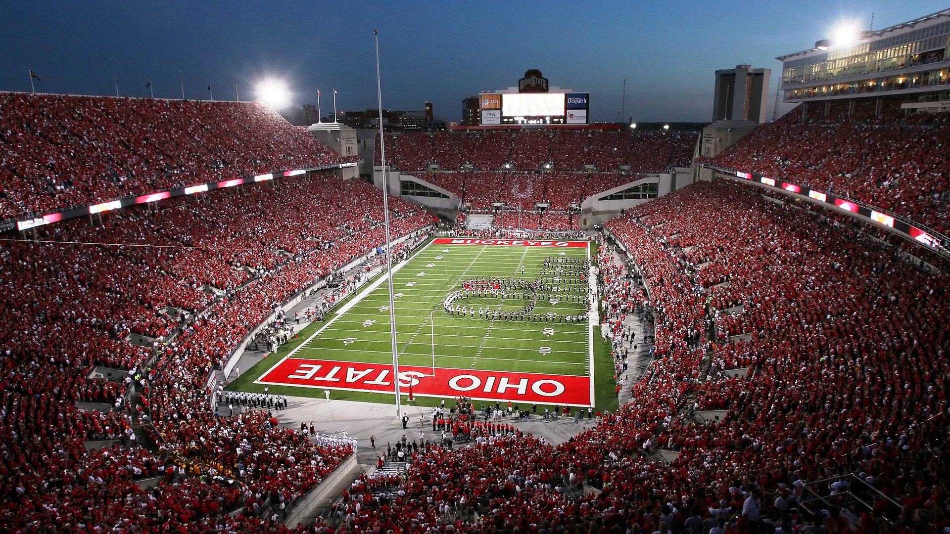 足球技术革新推动比赛水平持续上升，足球技术创新